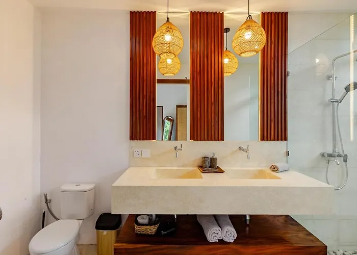 Villa Apatura Near Padang Padang Uluwatu (Bali)