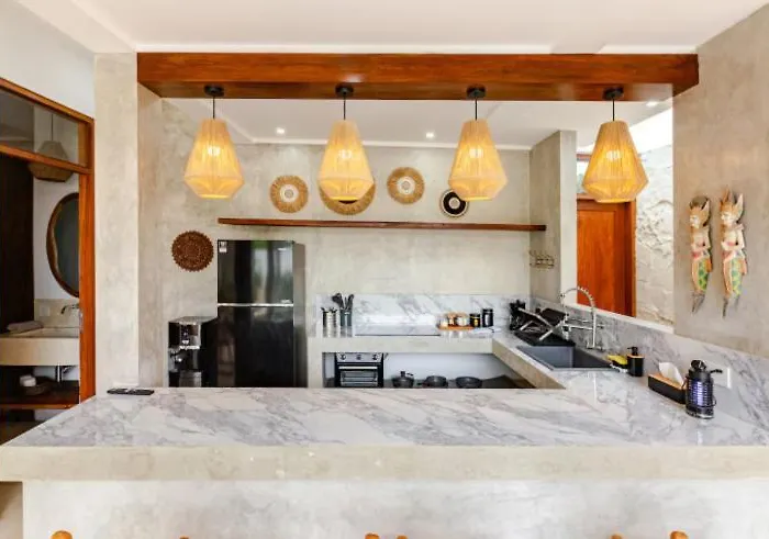 Villa Apatura Near Padang Padang Uluwatu (Bali)